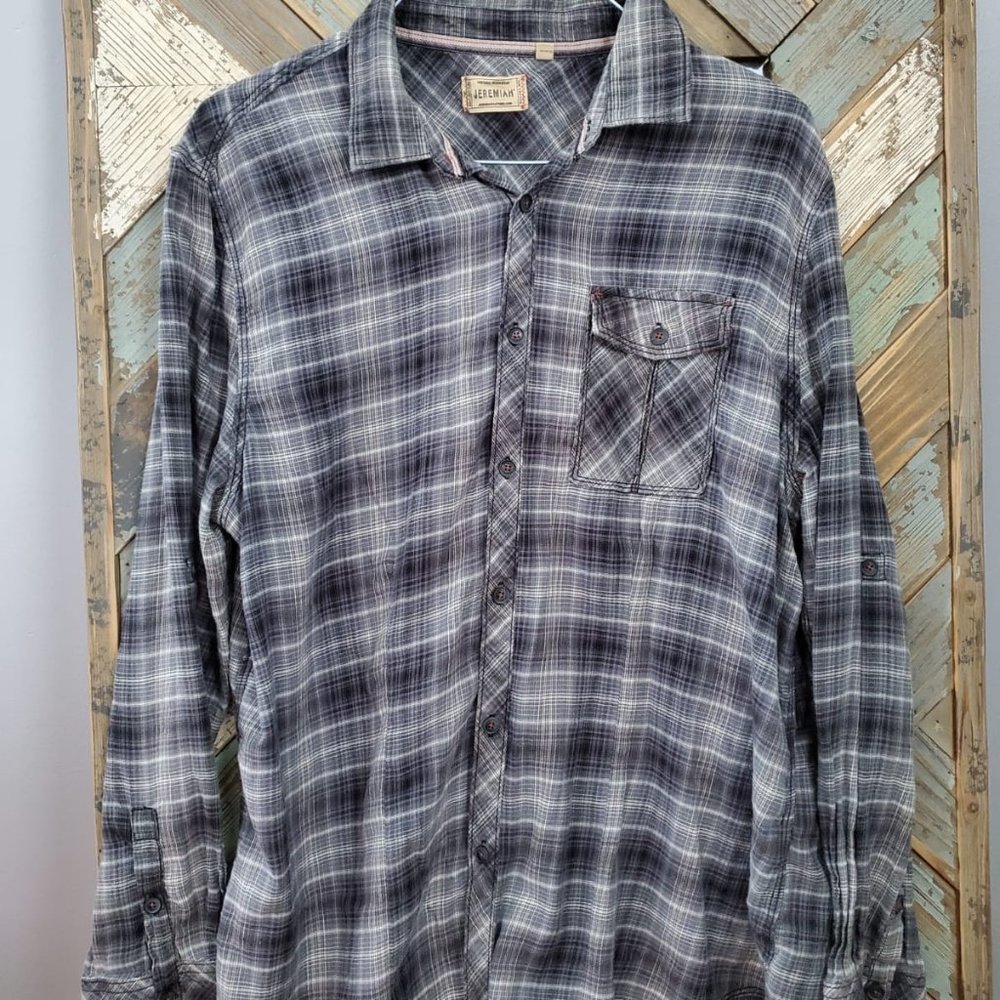 Jeremiah Men's XL Shirt